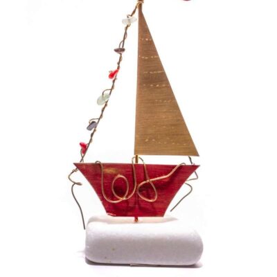 Χειροποίητο διακοσμητικό επιτραπέζιο Καράβι παραδοσιακό με πανί ορειχάλκινο κόκκινο7x15cm